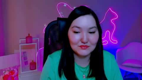 camilamartiez online show from April 16, 10:05 am