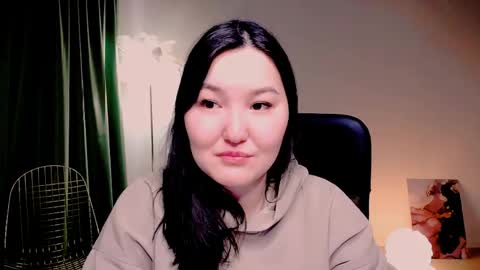 camilamartiez online show from April 19, 10:25 am