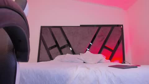 camila preston online show from February 11, 7:35 am