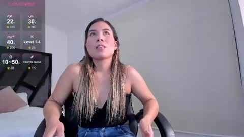 Snapshot of camilapreston_ chatting on July 30, 6:56 am camila preston online show from July 30, 6:56 am