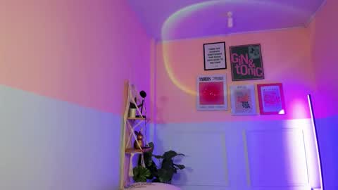 Snapshot of camilarivers chatting on October 1, 11:38 am Camila  online show from October 1, 11:38 am