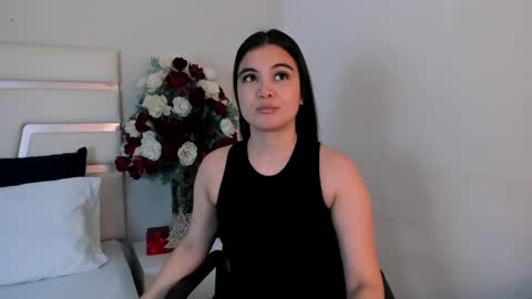 Camila online show from January 3, 7:29 pm