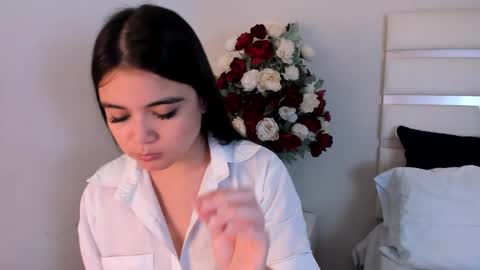 Camila online show from January 18, 11:11 pm