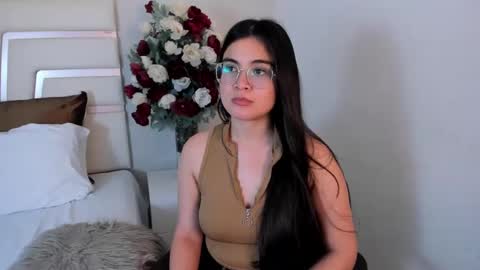 Camila online show from February 19, 11:25 pm