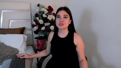 Camila online show from March 3, 11:14 pm