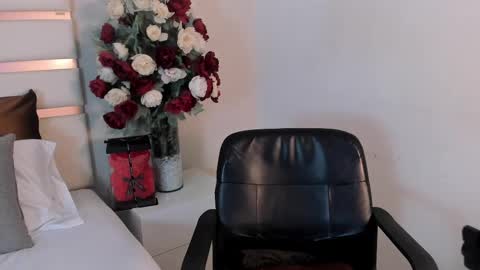 Camila online show from March 11, 2:10 am