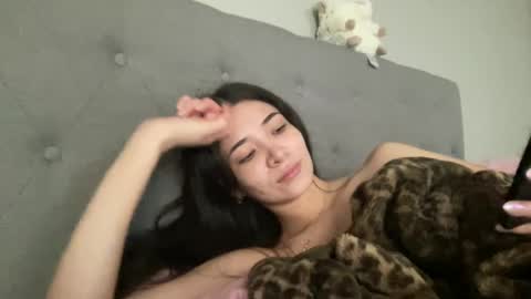 Camila Cruz online show from September 18, 12:40 pm