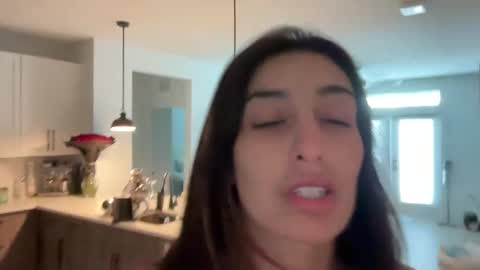 camiliakxoxo online show from February 7, 4:14 pm