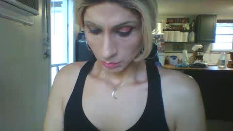 Ladyboy Ladine or Cambi online show from October 18, 11:05 pm