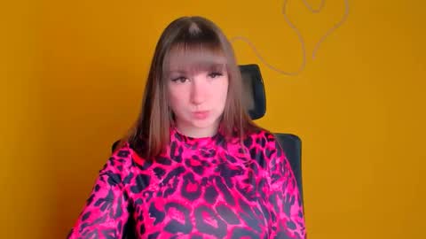 Camilla online show from April 24, 5:54 am