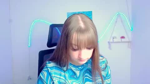 Camilla online show from April 27, 11:19 am