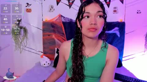 Snapshot of camilla_miller01 chatting on October 20, 9:04 pm camilla_miller01 online show from October 20, 9:04 pm