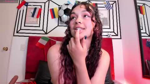 Snapshot of camilla_miller01 chatting on July 18, 1:32 am camilla_miller01 online show from July 18, 1:32 am