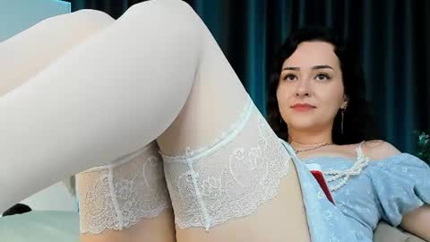 Snapshot of camilla_rowen chatting on June 11, 8:51 pm Camilla online show from June 11, 8:51 pm