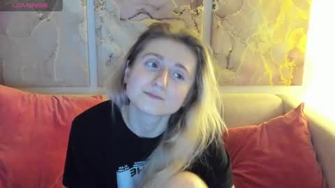 camilladreamer online show from April 17, 6:00 pm