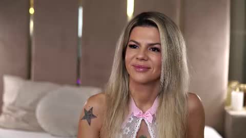 Snapshot of camillastarr chatting on November 25, 9:15 pm Camy online show from November 25, 9:15 pm