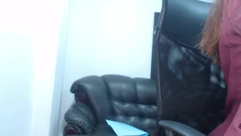 Snapshot of camille_diaz19 chatting on September 25, 9:51 pm Camille online show from September 25, 9:51 pm