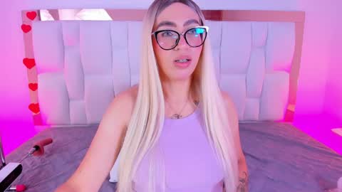 Camille online show from April 19, 12:48 pm