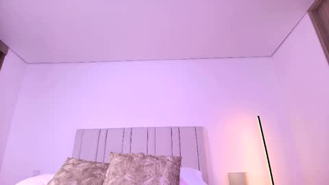 Camille Lynn online show from April 21, 2:51 am