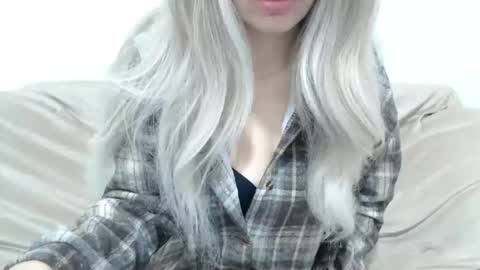 CamilleBunny online show from February 24, 3:26 am