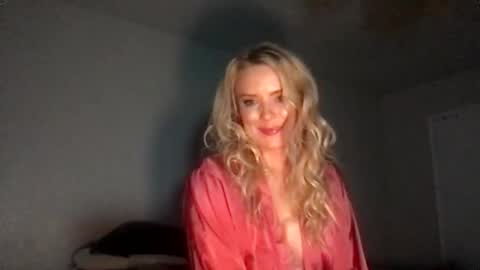 camilleclairexo online show from April 13, 7:36 am