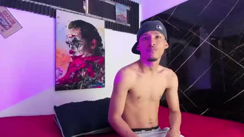 Snapshot of camilo_contrerass chatting on July 3, 7:31 pm Camilo online show from July 3, 7:31 pm
