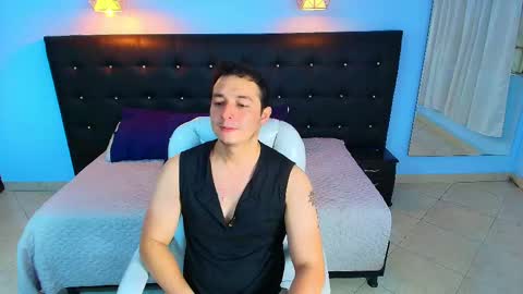 Snapshot of camilo_stark chatting on January 11, 1:11 pm Camilo online show from January 11, 1:11 pm