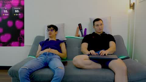 Snapshot of camilo_stark chatting on February 4, 2:53 pm Camilo online show from February 4, 2:53 pm