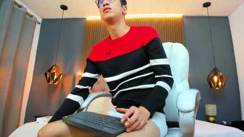 Snapshot of camilo_stark chatting on September 17, 3:41 am Camilo online show from September 17, 3:41 am