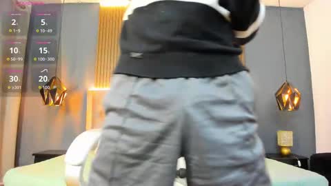 Snapshot of camilo_stark chatting on October 7, 3:36 am Camilo online show from October 7, 3:36 am