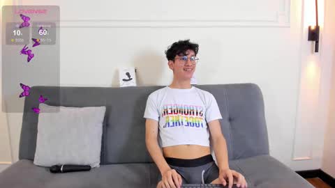 Snapshot of camilo_stark chatting on November 16, 3:34 am Camilo online show from November 16, 3:34 am