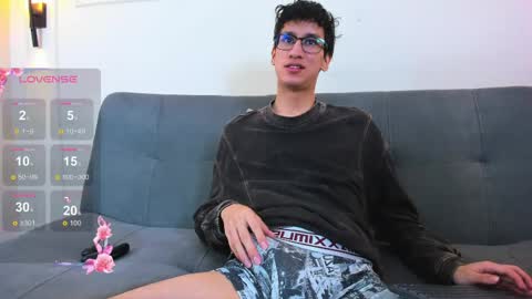 Camilo online show from April 21, 3:02 am