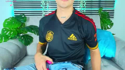 CAMILO online show from April 22, 8:21 pm