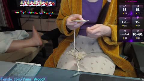 Snapshot of camkitana01 chatting on January 22, 1:00 pm Kitana online show from January 22, 1:00 pm