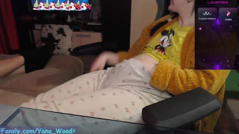 Snapshot of camkitana01 chatting on January 28, 5:24 pm Kitana online show from January 28, 5:24 pm