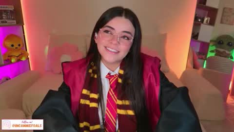   Lets reach 200 thumbs up  online show from October 31, 2:18 pm