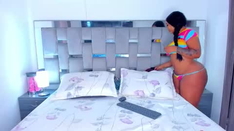 Camila online show from January 16, 1:48 pm