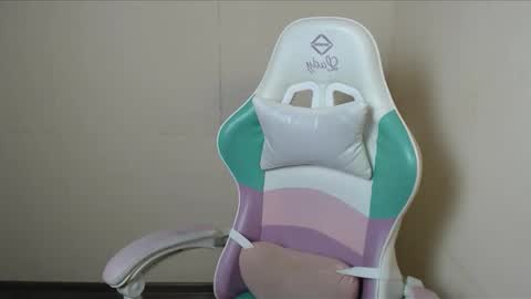 cammila horn online show from October 28, 7:01 am