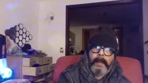 Snapshot of camomilla72 chatting on October 27, 3:49 pm Cristian online show from October 27, 3:49 pm