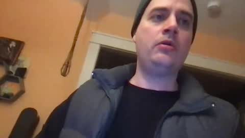 camunity online show from February 6, 9:12 am