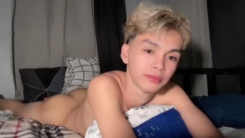 Ethan online show from February 28, 9:54 am