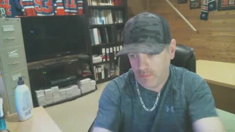 CanadianBacon6969 online show from March 3, 1:53 am
