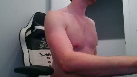 Snapshot of canadianstud18 chatting on March 5, 4:08 am Devon online show from March 5, 4:08 am