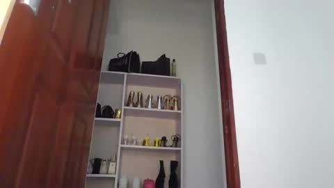 Canah online show from September 25, 4:49 am