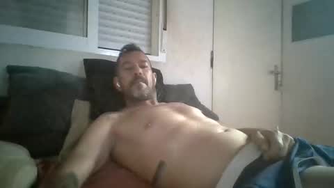 Snapshot of canary_braun chatting on October 13, 7:36 pm canary_braun online show from October 13, 7:36 pm