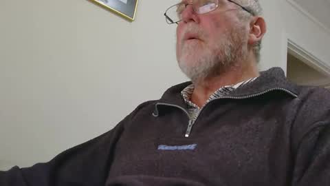 Snapshot of canberian chatting on May 26, 1:12 am Canberian online show from May 26, 1:12 am