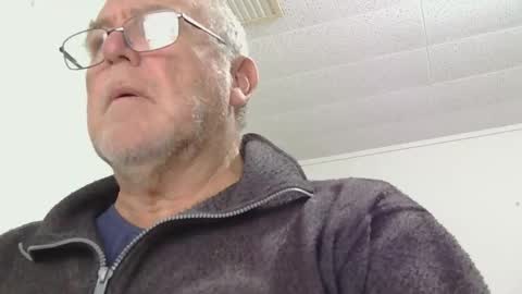Snapshot of canberian chatting on June 3, 12:46 am Canberian online show from June 3, 12:46 am