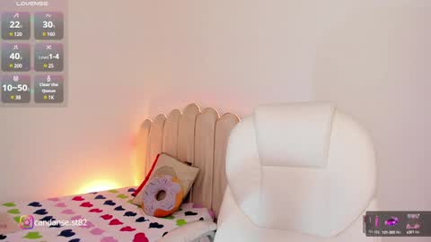 Snapshot of candase_ chatting on January 11, 10:51 pm Candase online show from January 11, 10:51 pm