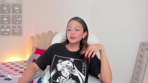 Snapshot of candase_ chatting on January 15, 8:16 pm Candase online show from January 15, 8:16 pm