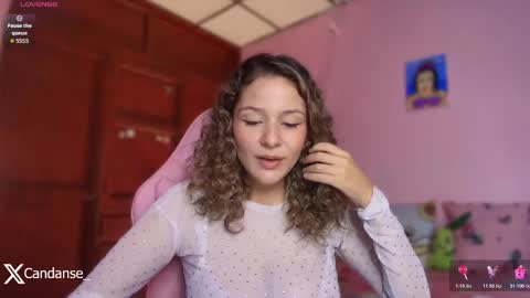 Snapshot of candase_ chatting on October 27, 10:14 pm Candase online show from October 27, 10:14 pm